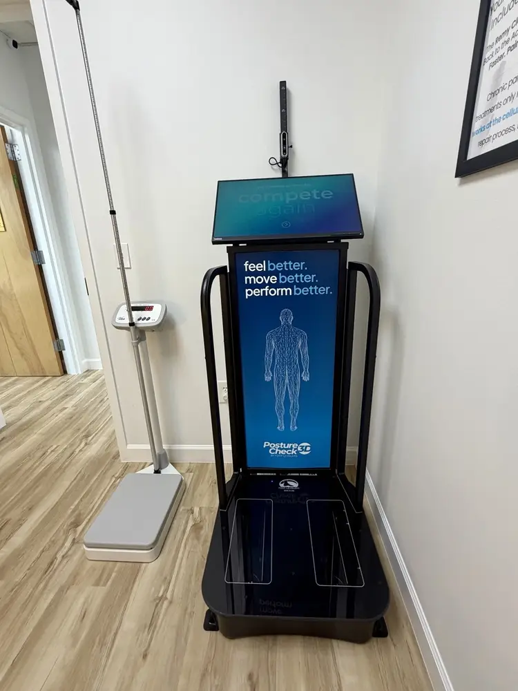 Digital postural analysis scanner used during the New Patient Experience